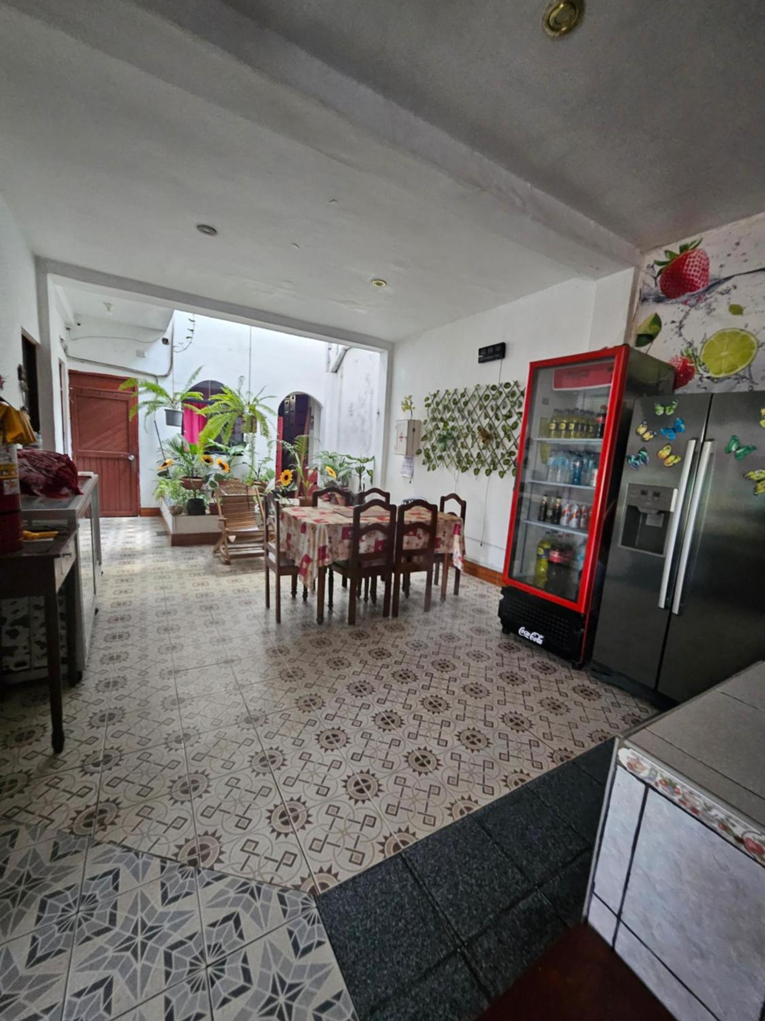 Sarisa House Hotel Iquitos Exterior photo