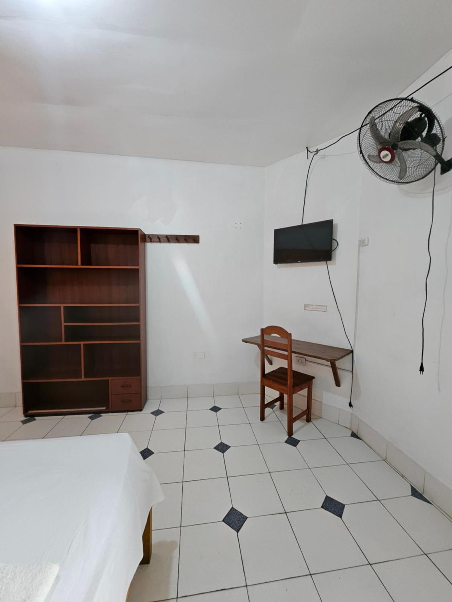 Sarisa House Hotel Iquitos Exterior photo