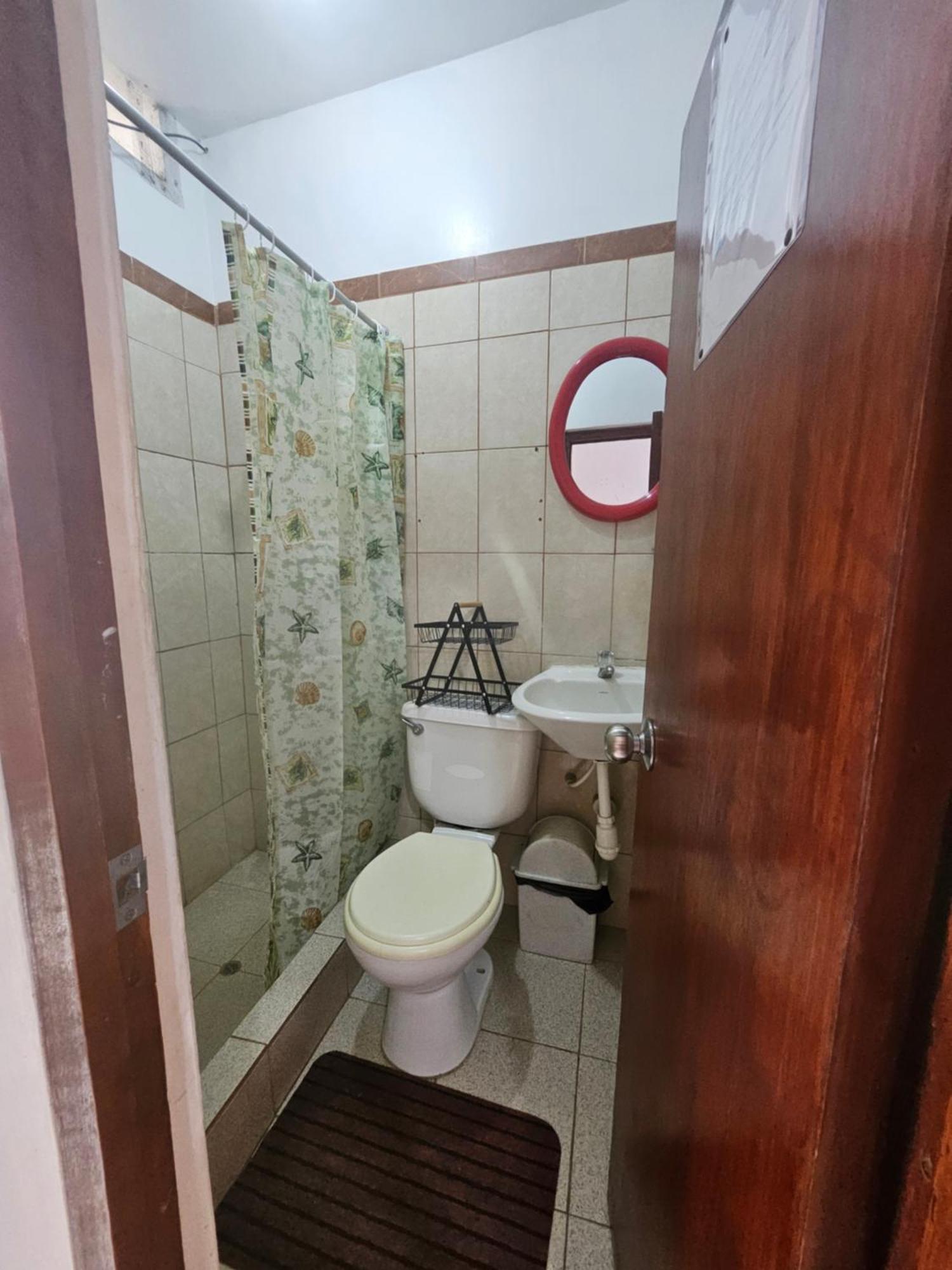 Sarisa House Hotel Iquitos Exterior photo