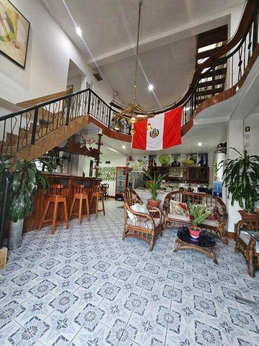Sarisa House Hotel Iquitos Exterior photo